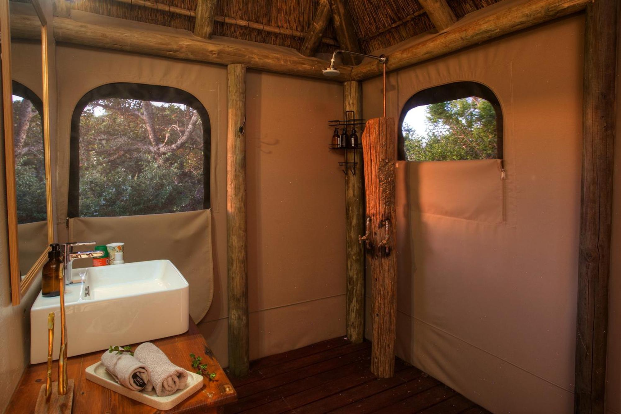 Addo Elephant Safari Lodge - Bellevue Forest Reserve Paterson Ngoại thất bức ảnh